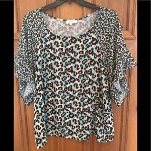 Umgee turquoise and pink leopard print top